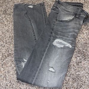 gray skinny jeans
